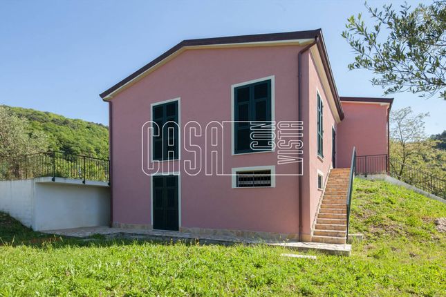 Detached house for sale in Via Prulla, Sarzana, La Spezia, Liguria, Italy