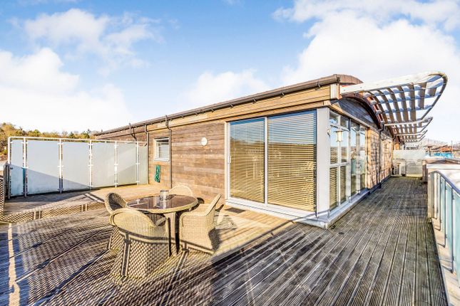 Penthouse for sale in Brighton Road, Purley