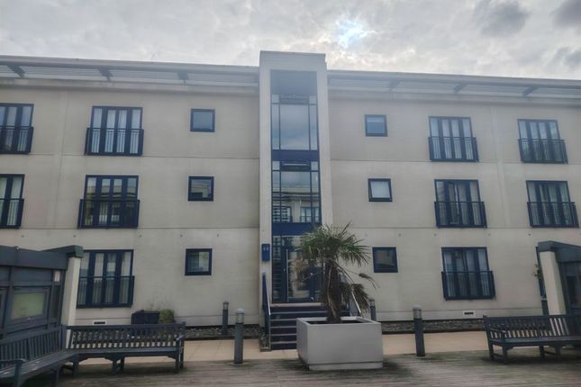 2-bed flat on 104 Royal Arch Apartments, The Mailbox, Wharfside Street, BIRMINGHAM, £120,000