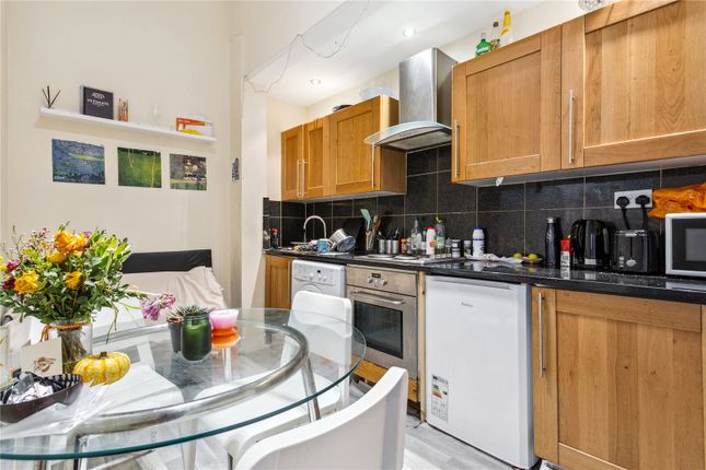Flat to rent in Hazelville Road, Whitehall Park