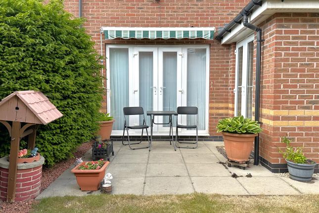 Paved Seating Area 706