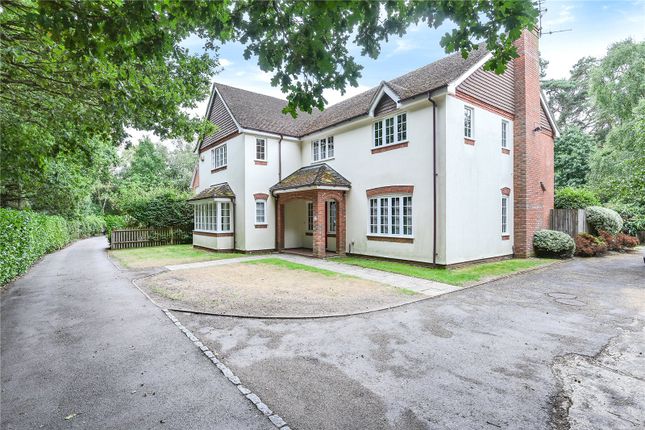 Thumbnail Detached house for sale in Bunces Shaw Road, Reading