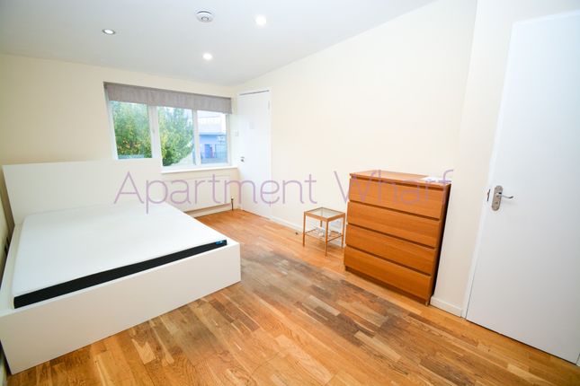 Thumbnail Room to rent in Edwin Street, London