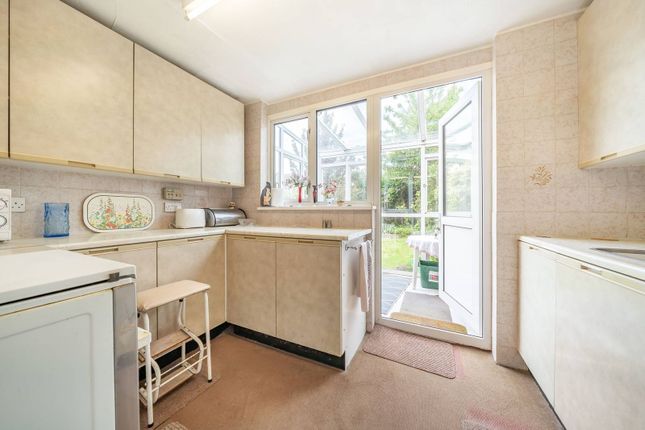 Thumbnail Terraced house for sale in Grove Road, South Wimbledon, London