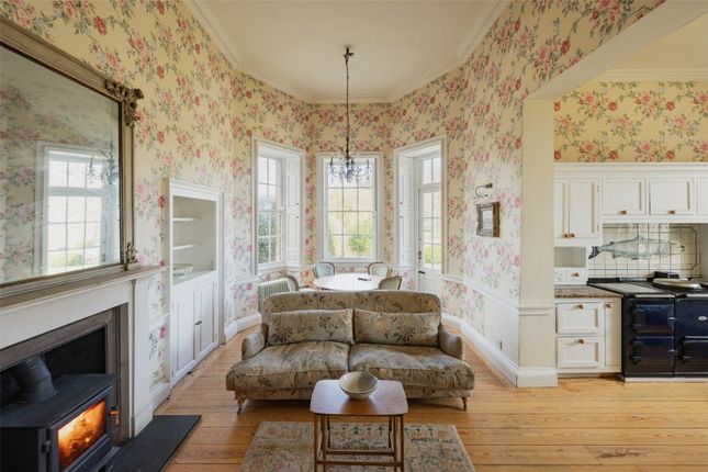 Breakfast Room