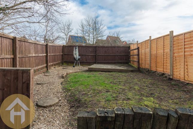 2 Bed Terraced House For Sale In Whitehead Street Swindon Wiltshire Sn1 Zoopla