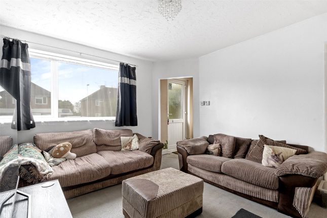18, Mendip Road, West Sussex photo 2