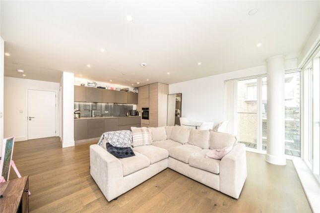 601 Cottam House, 305, Kidbrooke Park Road, London photo 3