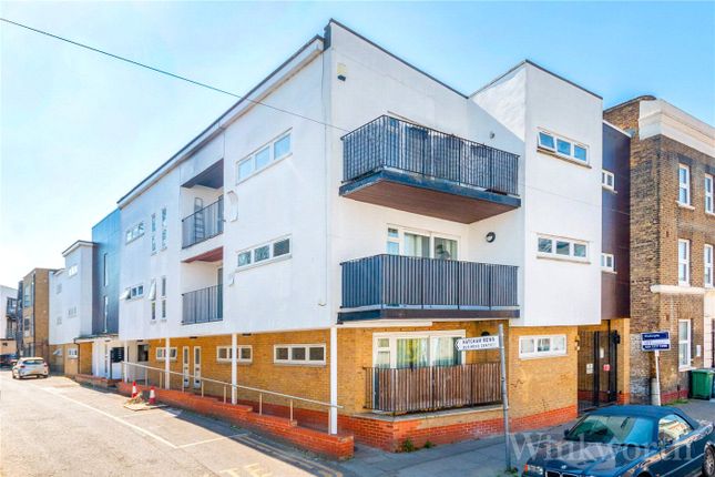 Thumbnail Flat to rent in Smikle Court, Hatcham Park Road, New Cross, London