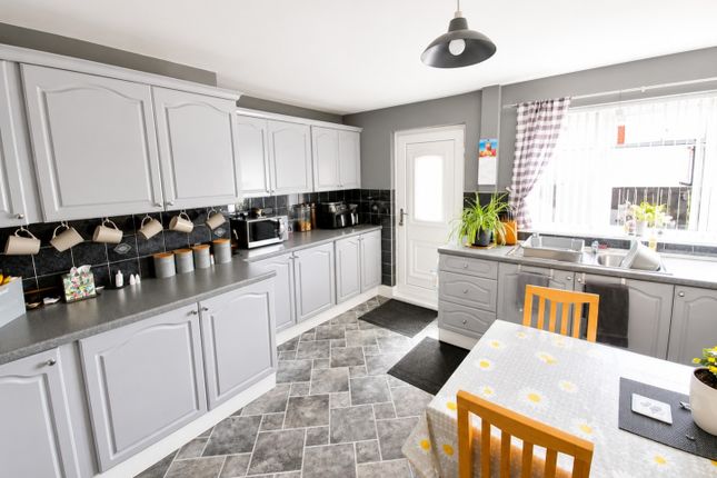 19, Birch Drive Willington, Crook photo 4
