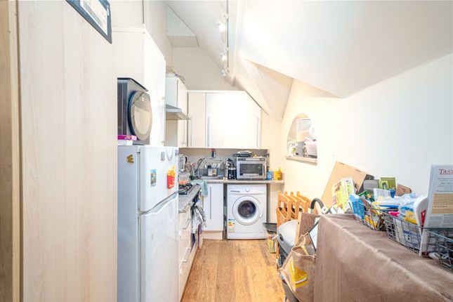 5 Windsor Court, 73, High Street, London photo 3