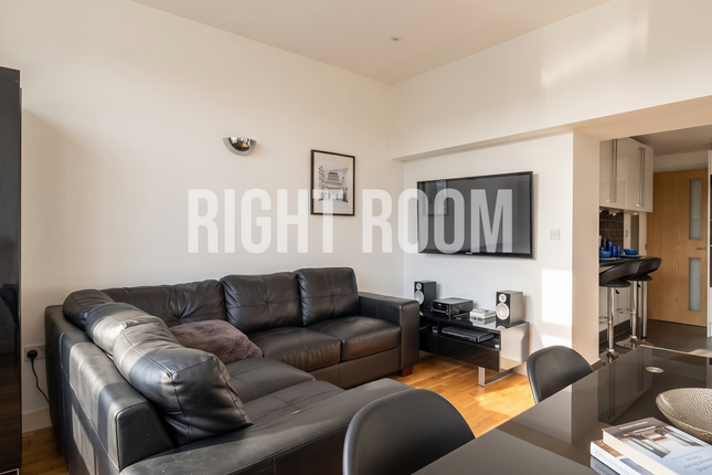 150 Bayham Street, London photo 3