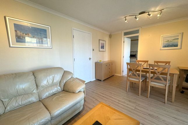 Flat 118, Abbotsford House, Swansea photo 4