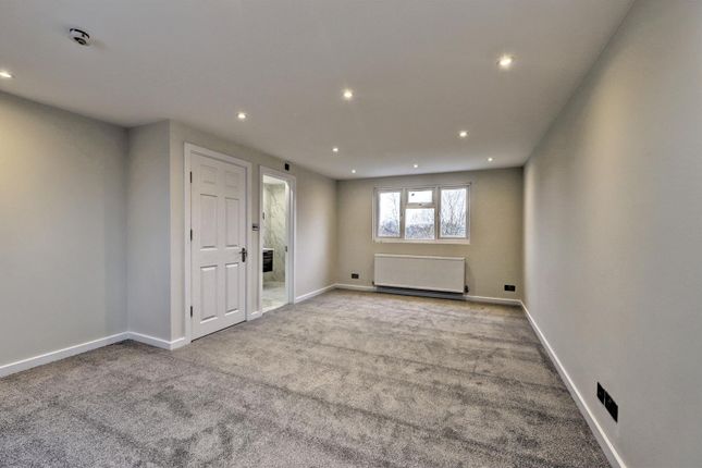 29, Devonshire Road, Harrow photo 3