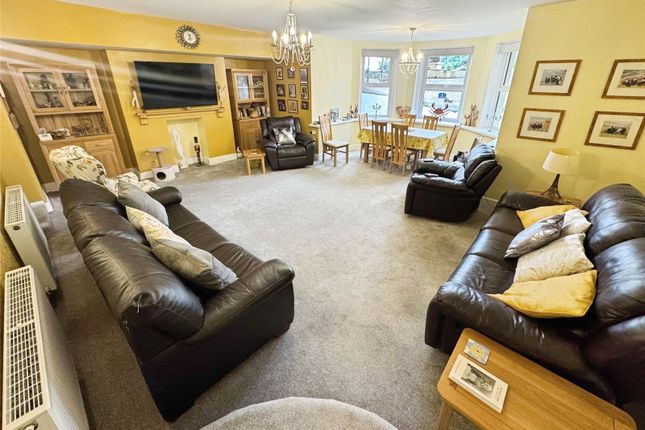 Flat 12A, Dolforgan Court, 2, Louisa Terrace, Devon photo 2