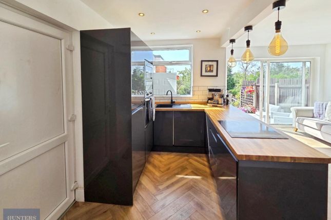 144, Quinton Lane, Birmingham photo 5