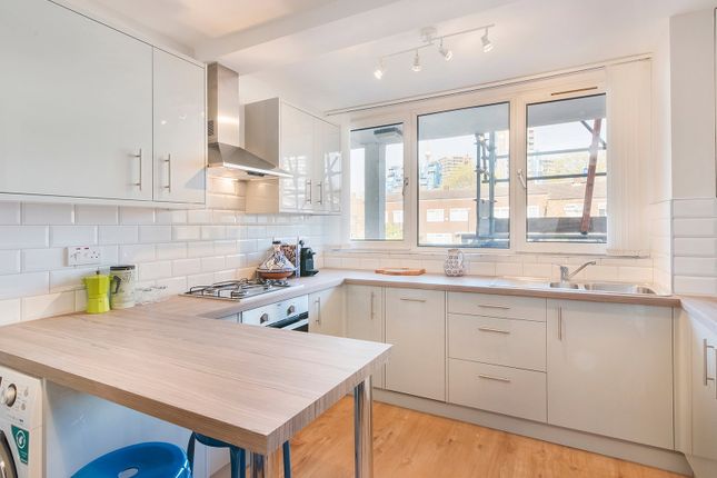 45, Nectarine Way, London photo 2