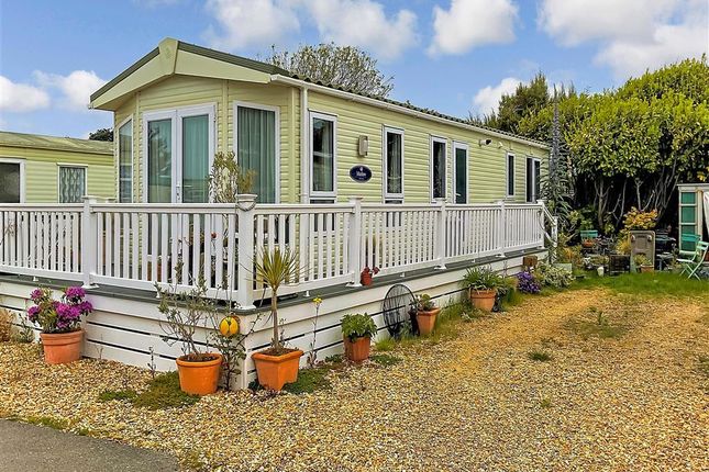 Thumbnail Mobile/park home for sale in Melville Road, Southsea, Hampshire