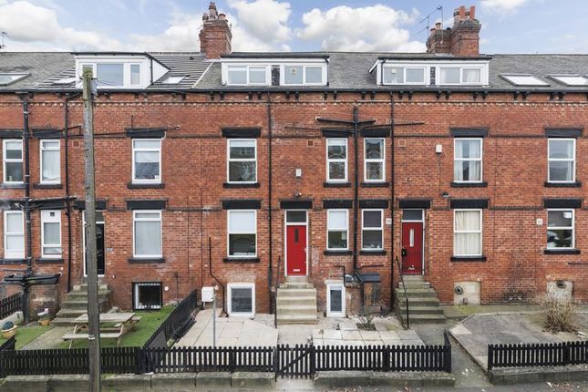 Terraced house to rent in Winfield Place, Leeds