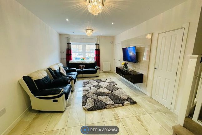 Foxglove Close, West Drayton photo 2