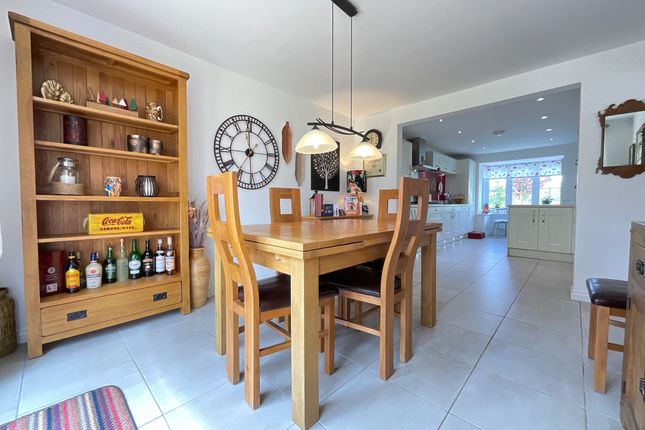 29 Mill Way, Scarborough photo 4