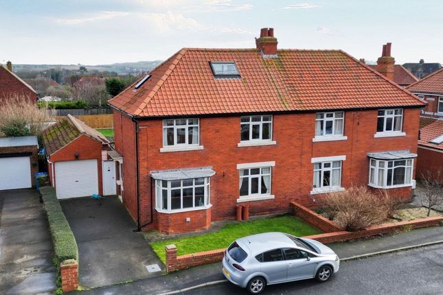 3-bed semi-detached on 6, Ash Grove, Whitby, £270,000