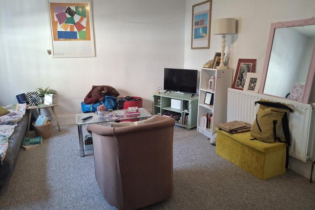 Flat 1, 10A, Victoria Place, St. Austell photo 3