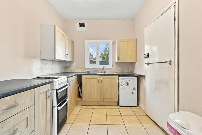 251, Elm Road, Leigh-on-sea photo 4