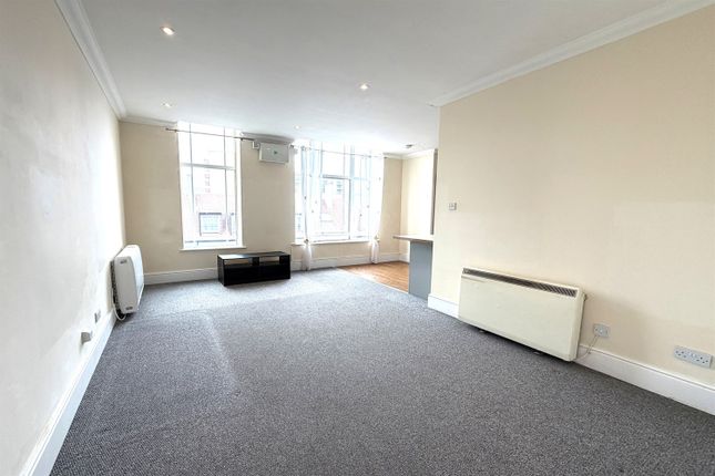 2-4, East Street, IG11 photo 4