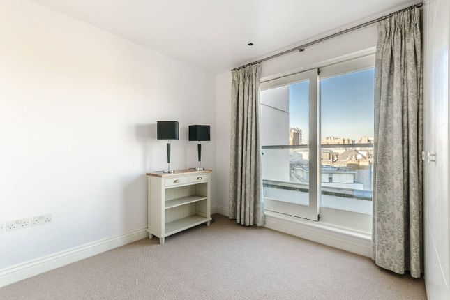 Thumbnail Flat for sale in Seymour Street, Portman Estate, London