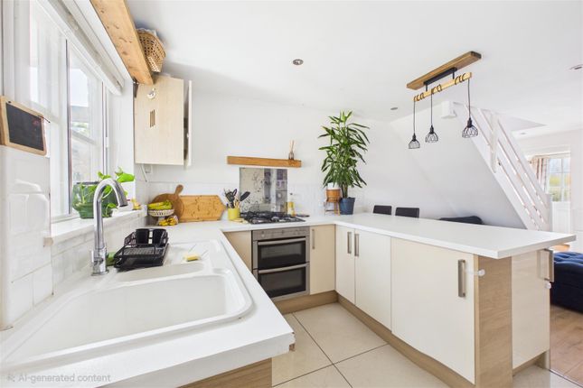 4, Caernarvon Road, Chichester photo 3