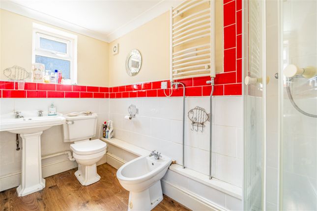 Detached house for sale in Willoughby Road, Boston
