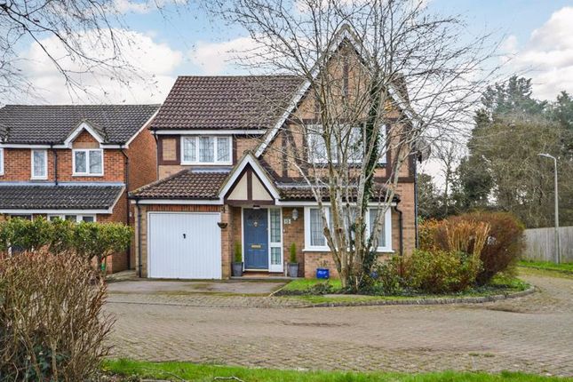 Thumbnail Detached house for sale in Carters Ride, Stoke Mandeville, Aylesbury