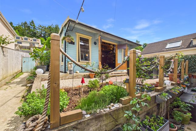 6, Great Orchard, Stroud photo 3