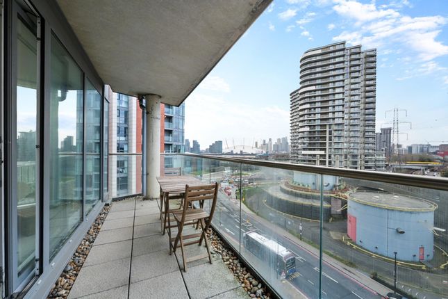Flat 18 Ross Apartments 23, Seagull Lane, London photo 3