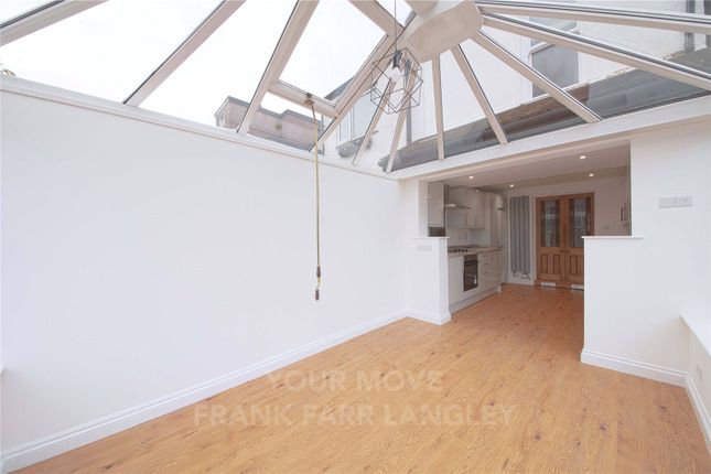 28, Middlegreen Road, Slough photo 5