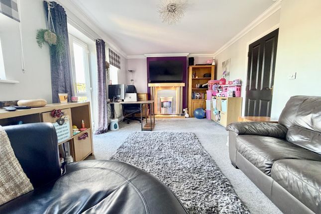 48, Apple Tree Lane, Leeds photo 3
