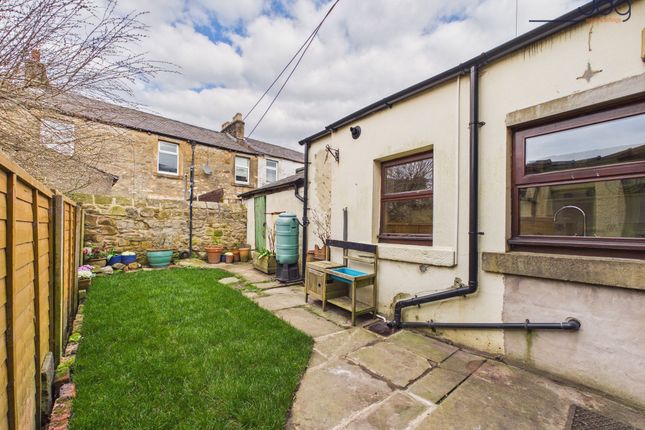 15 Greenfield Street, Lancaster photo 2