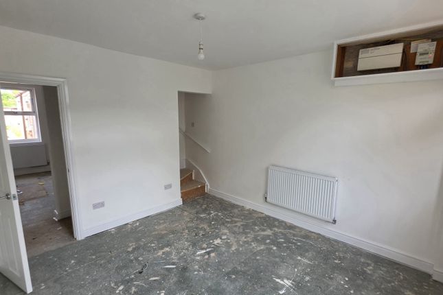 138, Tile Hill Lane, Coventry photo 4