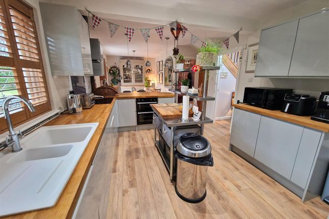 45, Deer Park Crescent, Tavistock photo 4