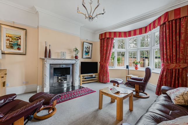 127, London Road, St. Albans photo 2