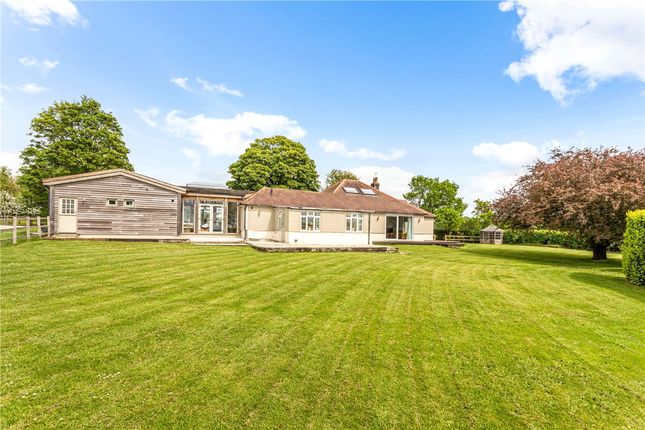 Bungalow for sale in Luton Road, Markyate, St. Albans, Hertfordshire