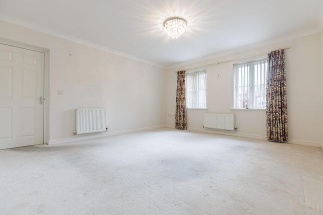 Flat for sale in Brignall Place, Dunmow