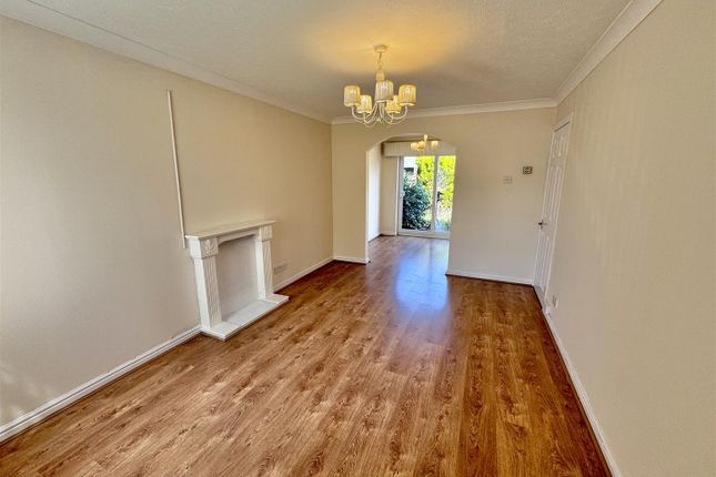 12, Smithfield Road, Darlington photo 2