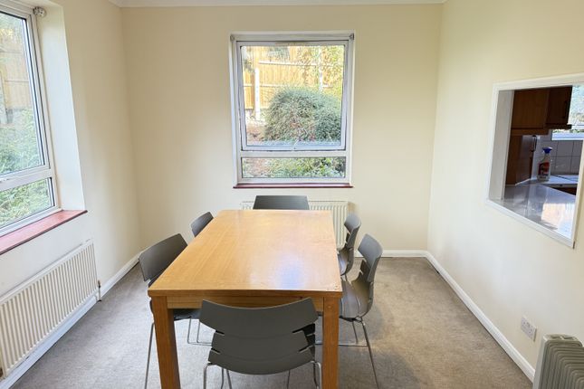 Flat 3 Graham Lodge, Graham Road, LONDON photo 4