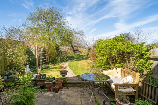Cracklin Rose Cottage, Lower Street, Barford St. Michael photo 2
