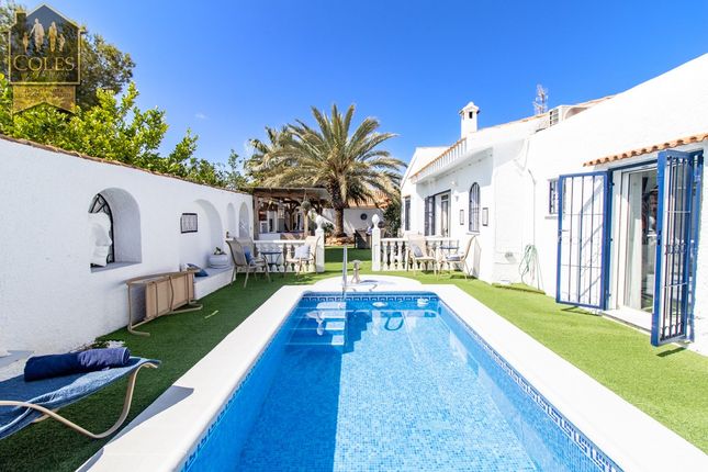 Villa for sale in El Pinar De Bedar, Bédar, Almería, Andalusia, Spain