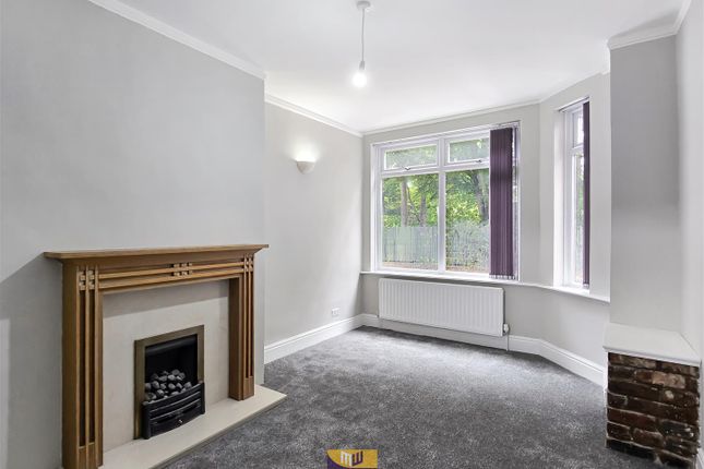 11, Edward Avenue, Manchester photo 4