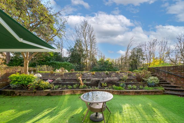 Bungalow for sale in Bancroft Court, Reigate