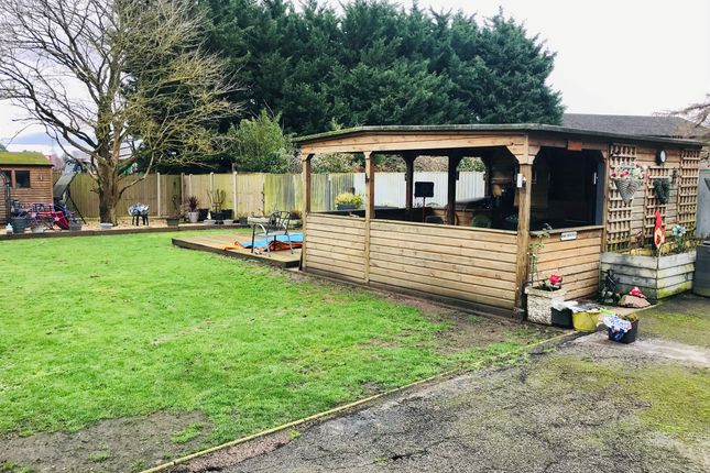 Willow Lodge, 23, Northorpe Road, Spalding photo 5
